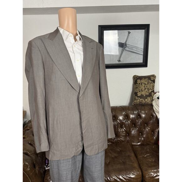 Giorgio Armani Rare Vintage Peak Lapel Taupe Wool Viscose...